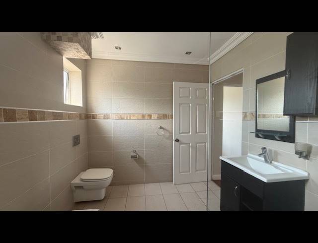 2 BEDROOM APARTMENT RENTED IN ESSENWOOD